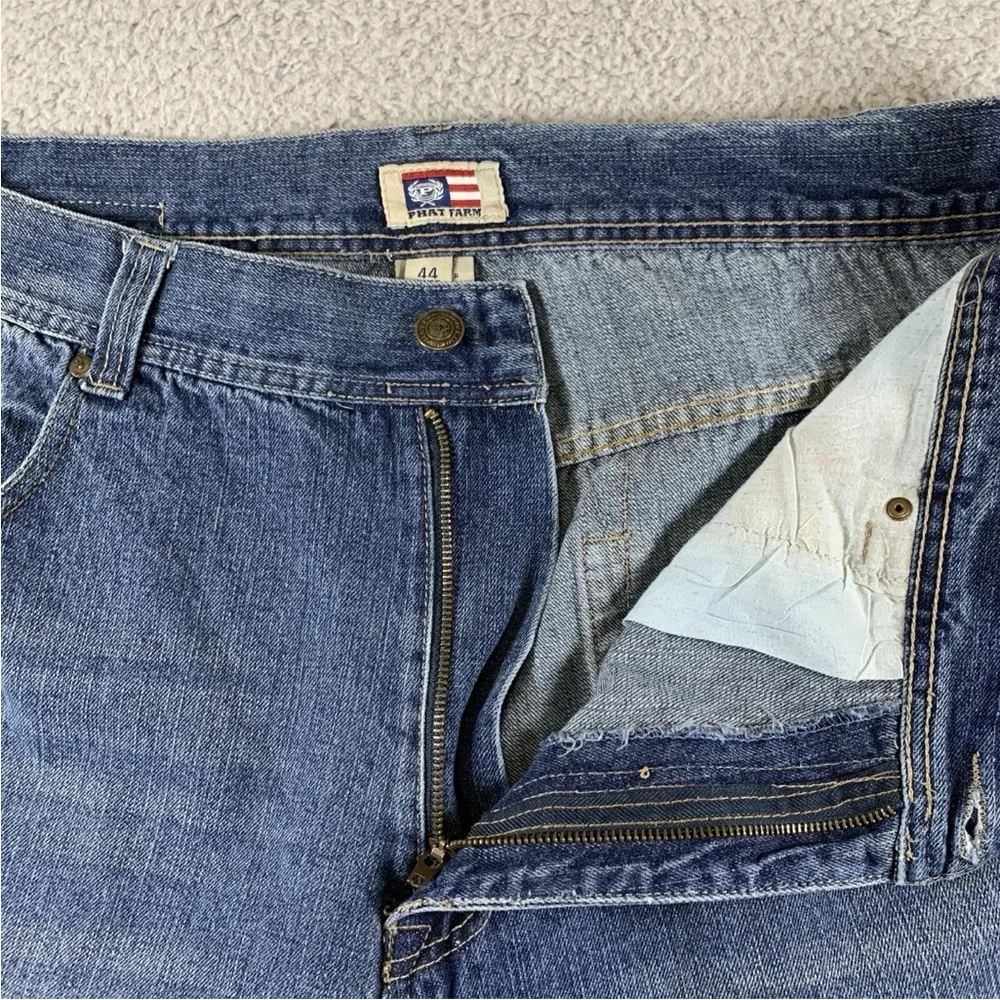 PHAT FARM Jeans Men's Zip Fly Embroidered Cotton Blue Denim 44x32 (Actual 42x30)